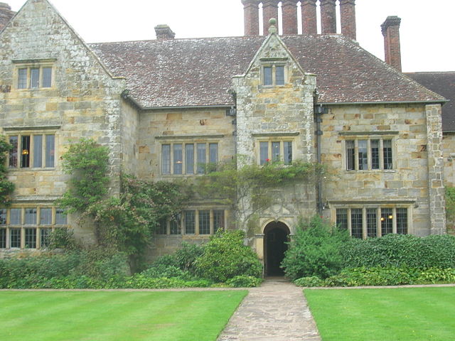 File:Batemans front.JPG
