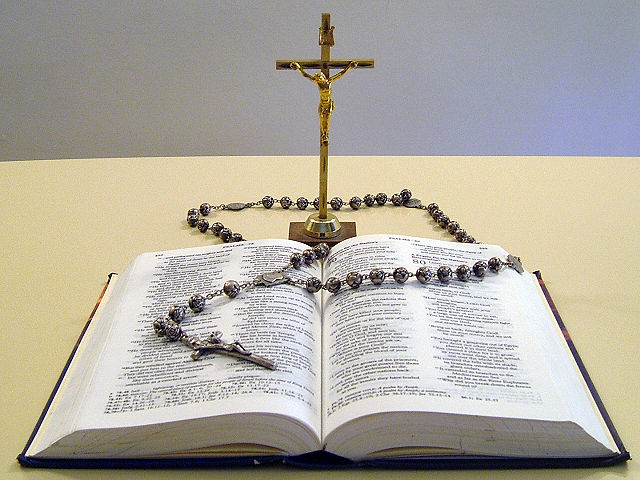 File:Thebible33.jpg