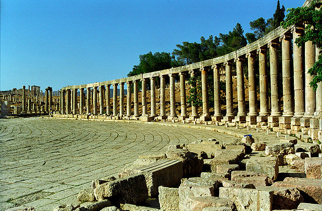 File:Jerash16-Forum(js).jpg