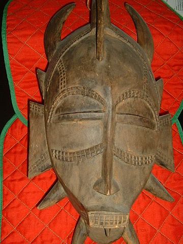 File:Maske.JPG