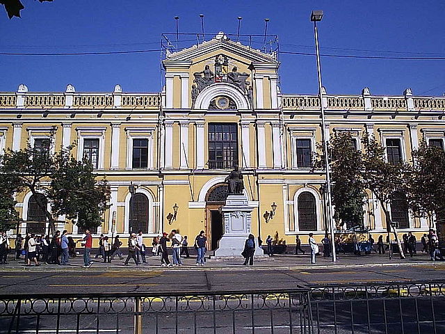 File:Frontisuchile.jpg