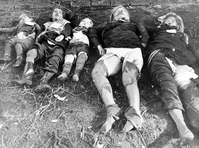 File:Germans killed by Soviet army.jpg
