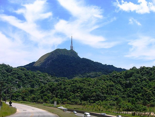 File:Pico do Jaragua.jpg