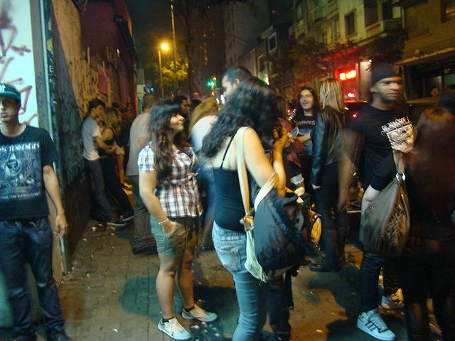 File:Rock bar at R. Augusta, S&atilde;o Paulo, Brazil.JPG