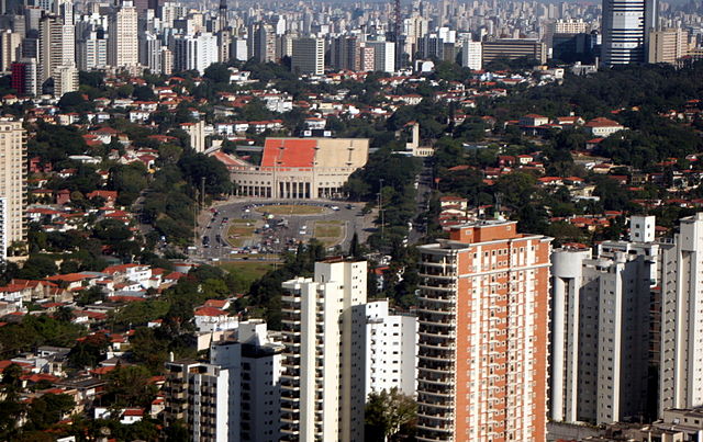 File:Pacaembu a&eacute;rea.jpg