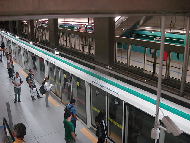 File:Esta&ccedil;&atilde;o Sacom&atilde; - Linha 2 - Verde - Metr&ocirc; de S&atilde;o Paulo.JPG