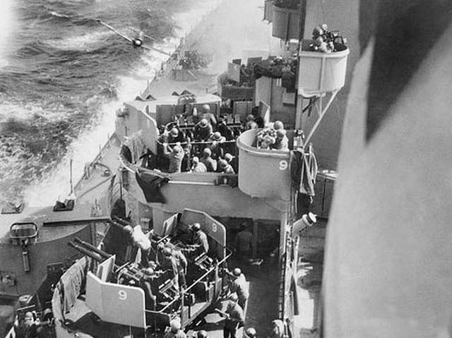 File:Kamikaze zero.jpg