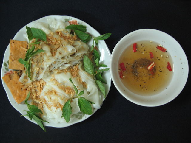 File:B&aacute;nh cuốn Thanh Tr&igrave;.jpg