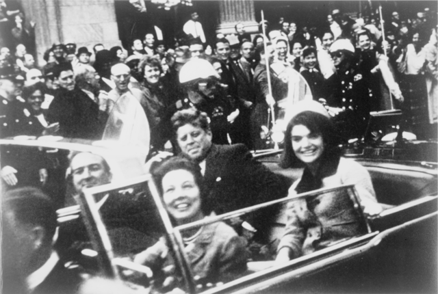 File:John F. Kennedy motorcade, Dallas crop.png