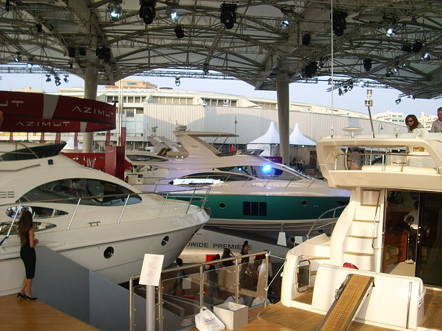 File:Salone nautico 47 Genova 05.jpg