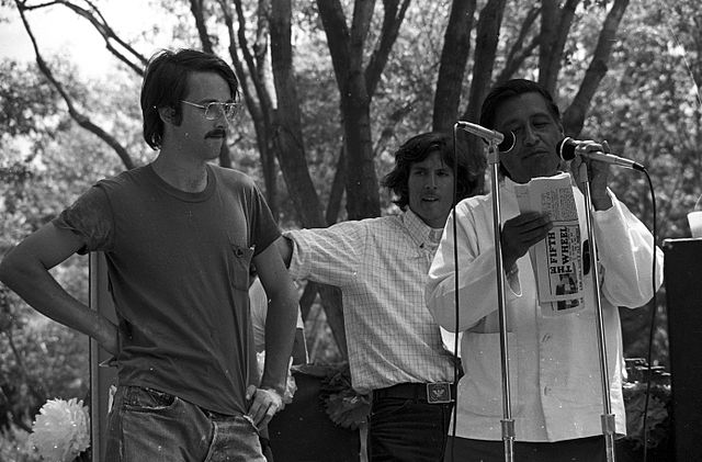 File:Cesar chavez2.jpg