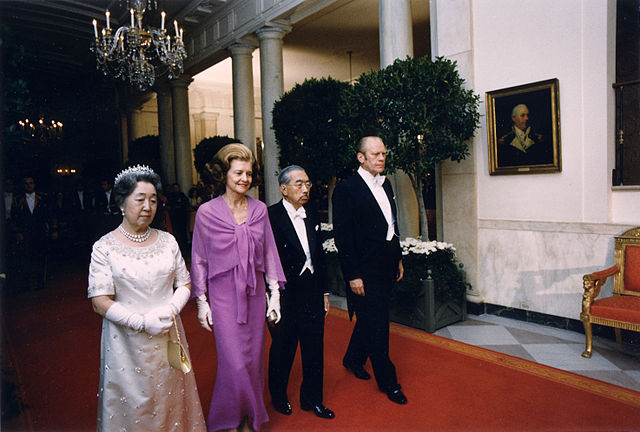 File:Ford and Emperor1975.jpg