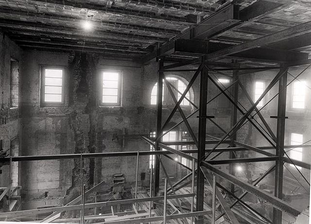 File:White-house-1950-interior-shell.jpg
