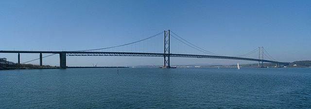 File:Forth Road Bridge01 2002-04-07.jpg