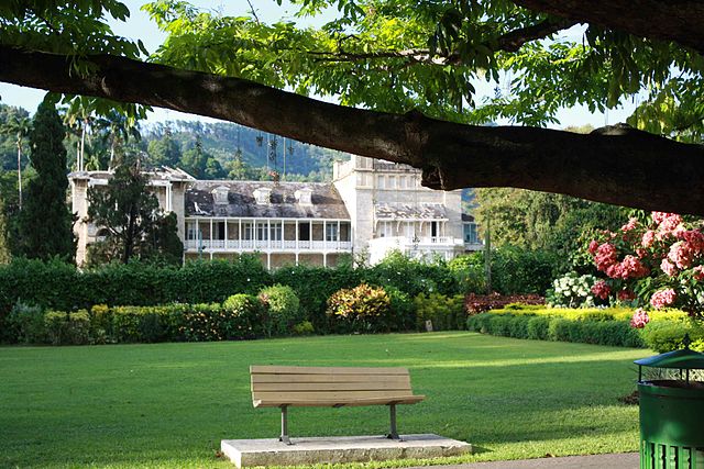 File:The President's House Trinidad.jpg