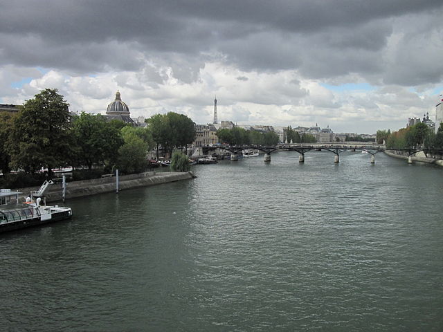File:Sena 2010.JPG