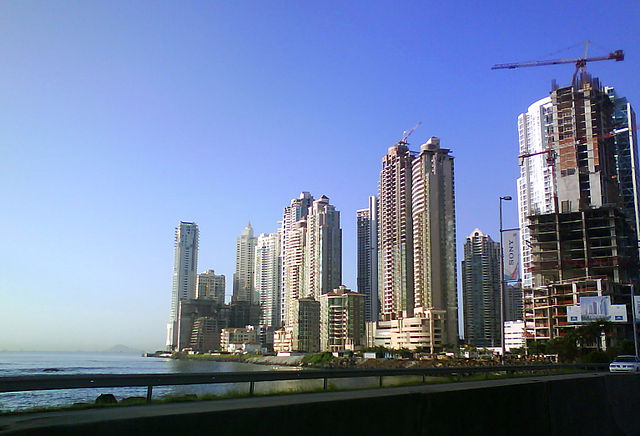 File:Panam&aacute;-C.jpg