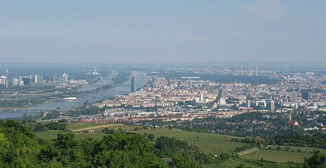 File:Wien040531w.jpg