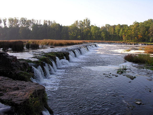 File:Kuldyga. ventos krioklys, 2006-09-22.jpg