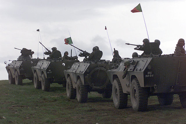 File:PoA Chaimite V-200 convoy DF-SD-04-08002.JPEG