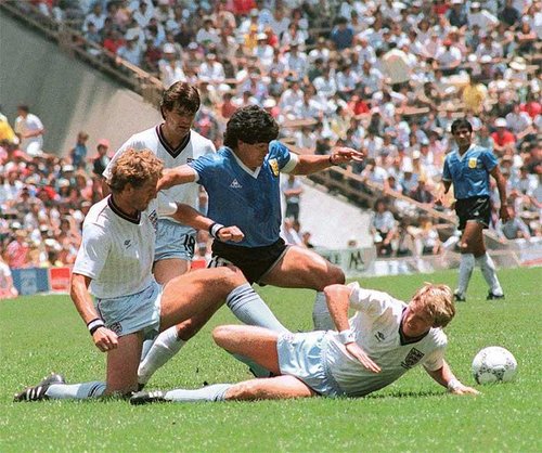 File:Maradona england 1986.jpg