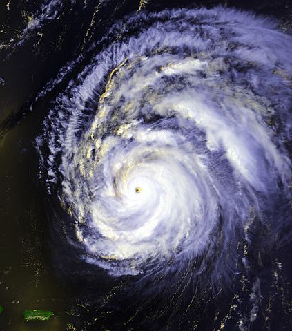 File:Hurricane Felix 12 aug 1995 1747Z.jpg