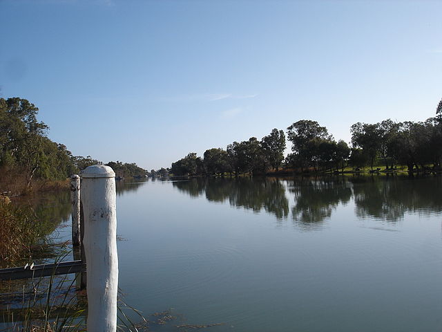 File:Le Darling &agrave; Wentworth (vue vers l'amont).JPG