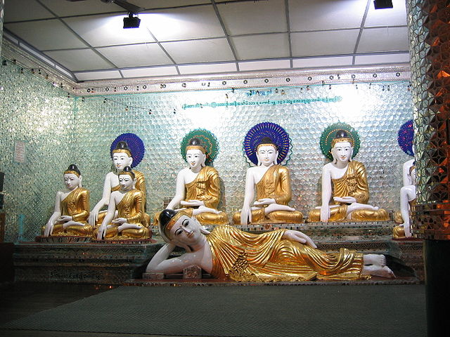 File:ShwedagonIMG 7662.JPG