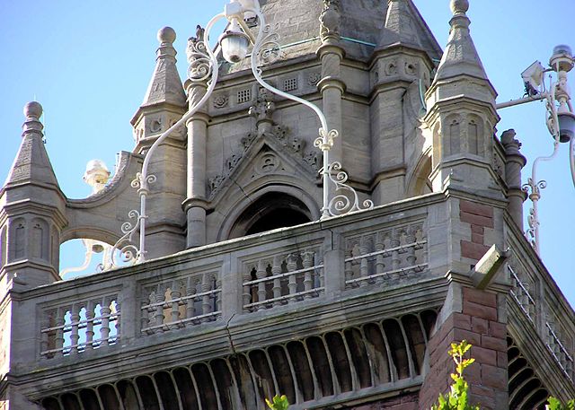 File:Cabot.tower.bristol.4.arp.jpg
