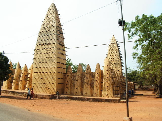 File:BoboDioulasso-GrandMosqueE.JPG