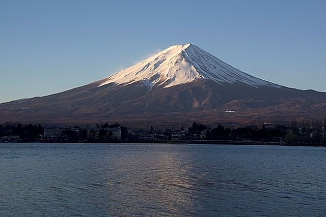 File:FujiSunriseKawaguchiko2025WP.jpg
