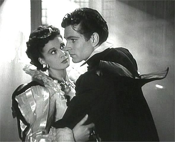 File:FireOverEnglandVivienLeighLaurenceOlivier.jpg