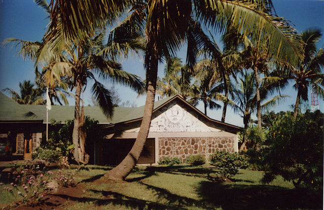File:HangaroaAlcald&iacute;a.jpg
