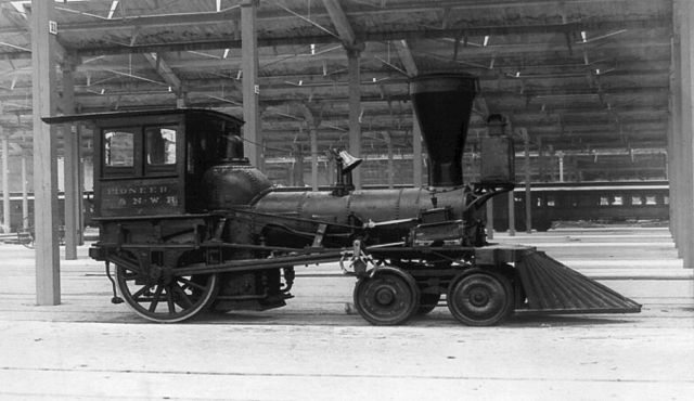 File:Pioneer CNW 4-2-0.jpg