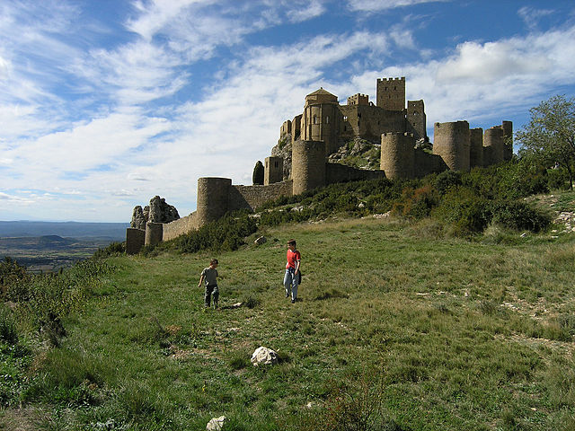 File:Castiello de Lobarre.jpg